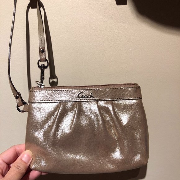 Coach Pleated Champagne Sparkle Gold wristlet - Picture 2 of 10